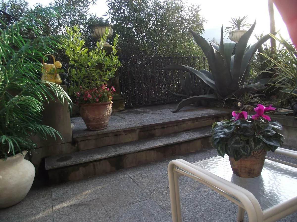 Villa Castiglioni Apartment لاليو 0*,  إيطاليا